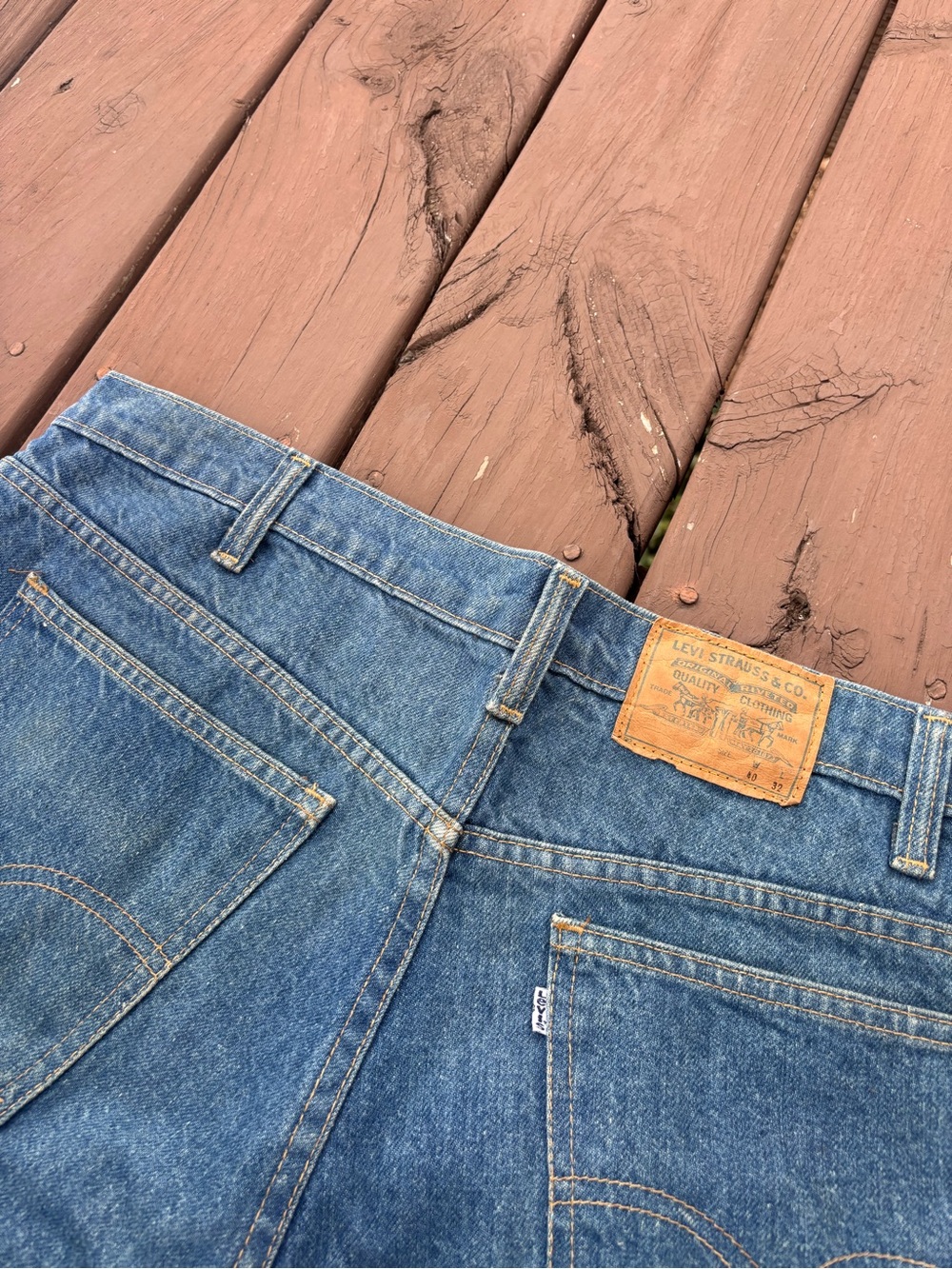 Vintage Levi’s 501 W40 L32 Medium Wash 80s Jeans